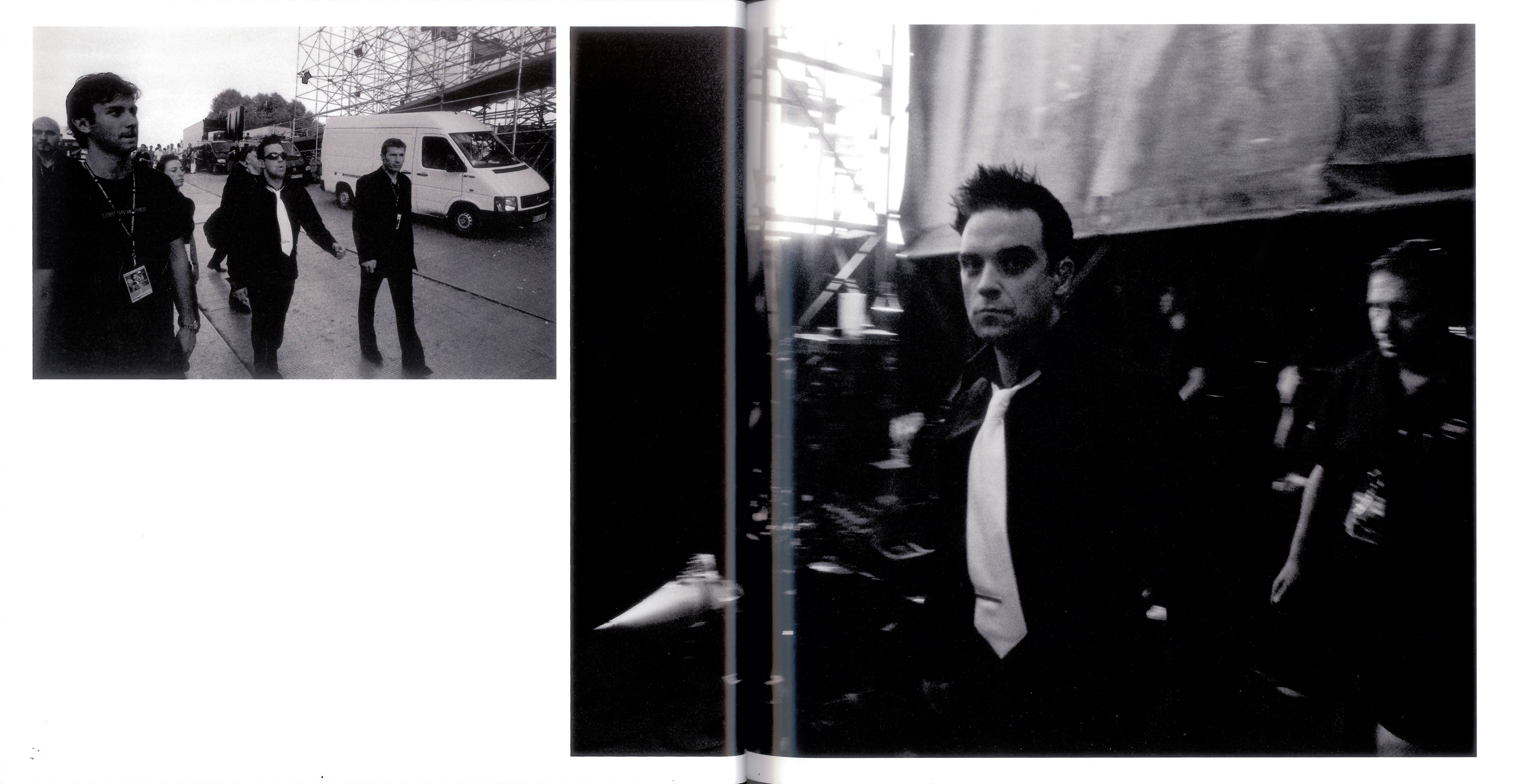 Robbie Williams  Live At Knebworth : Booklet17